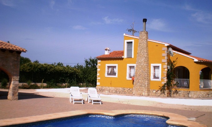 Jalón Villa | Villa Benibrai. Piscina privada, A / A, Wifi, 3 habitaciones.