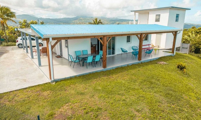 Sainte-Marie Casa | Villa between sea and mountains