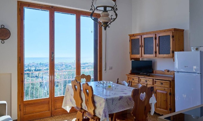 Diano Castello Apartamento | Villa Camilla Apartment Terrace