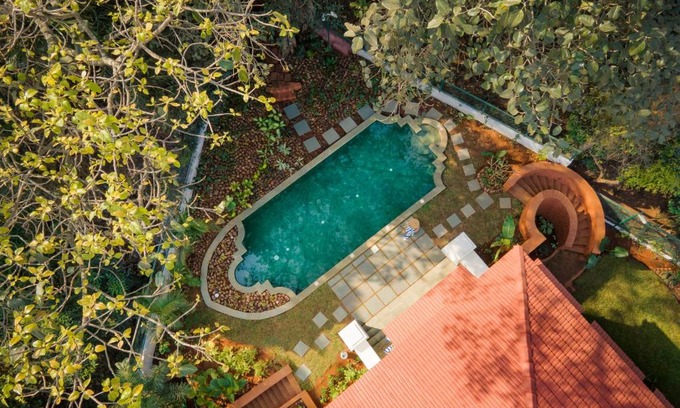 Assagao Casa | Villa Cardo 4 BHK in Assagao with Huge Private Pool & Big Garden Standalone Villa with Caretaker & Security