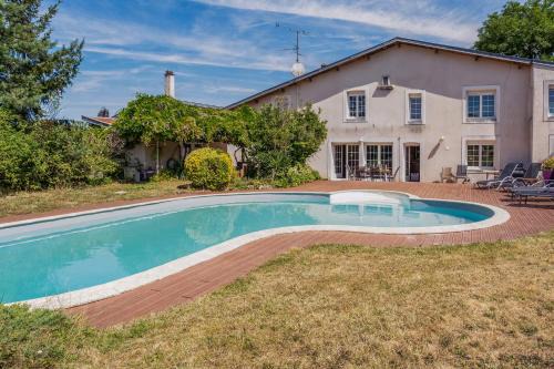 Mereville Casa | Villa Carpe Diem