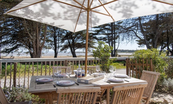 Ile-d'Aix Villa | Clocomi-Villa-Villa-Baño privado con bañera-Vista al mar