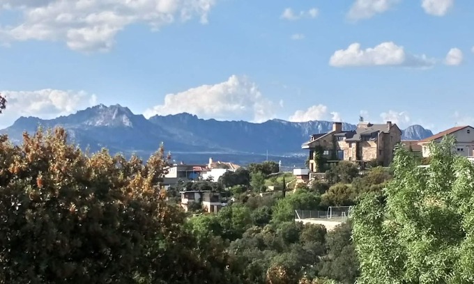 Venturada Casa | Chalet Cotos de Monterrey