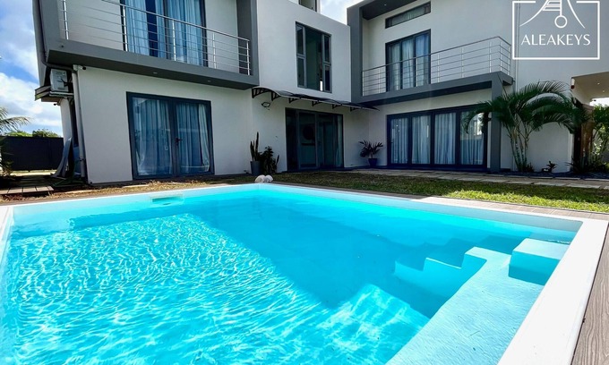 Calebasses Casa | Villa Cottage 8 guests Pool A/C rooms Wi-Fi 10 min from Grand Baie