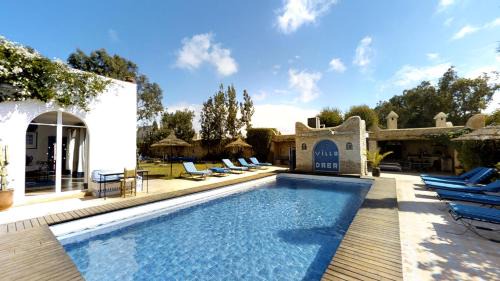 Ghazoua Cama Y Desayuno | Villa Daba