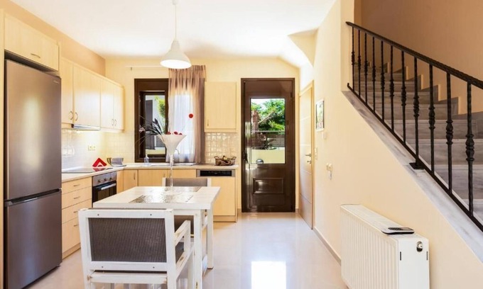 Loutra Casa | Villa Dafni,BBQ,private pool,views to Aegean sea!