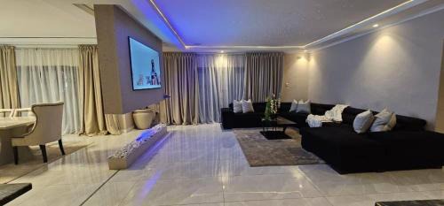 Harare Casa | Villa De Luna in Avondale, Lomagundi Road