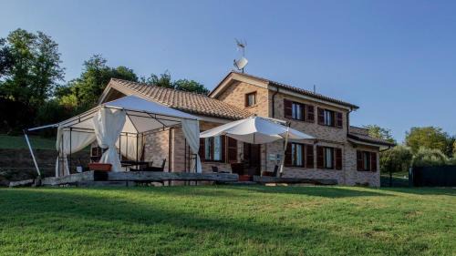 Falerone Villa | Villa Domus - Homelike Villas