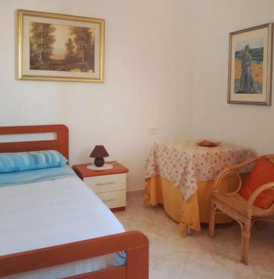 Castro Marina Cama Y Desayuno | Villa Dora