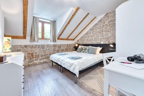 Mali Ston Casa | Villa Dovecote with Private Sauna, Jacuzzi & Gym