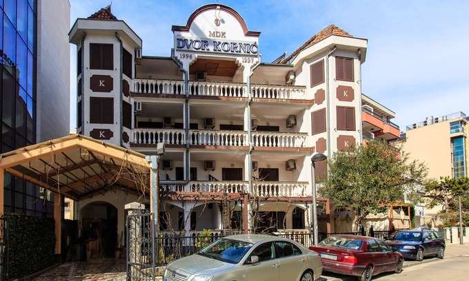 Budva Hotel | Villa Dvor Kornic