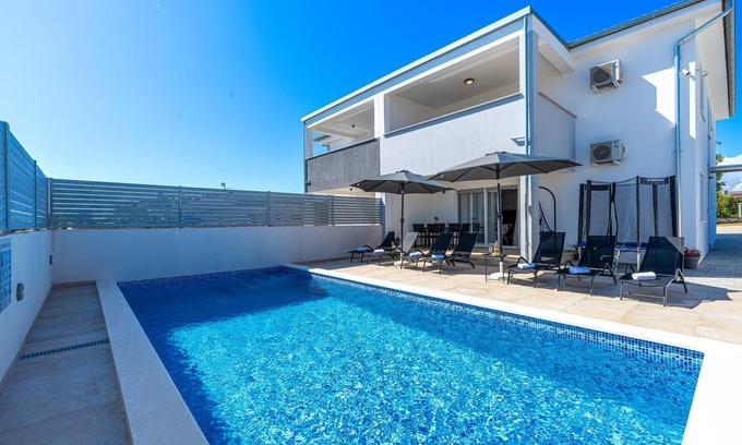 Sikici Villa | Villa Ema and Ana