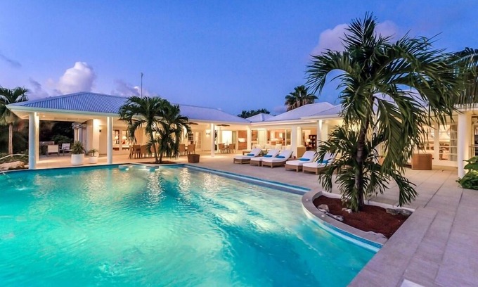 Les Terres Basses Villa | Villa Encore | Near Ocean - Located in Wonderful Terres Basses with Private Pool