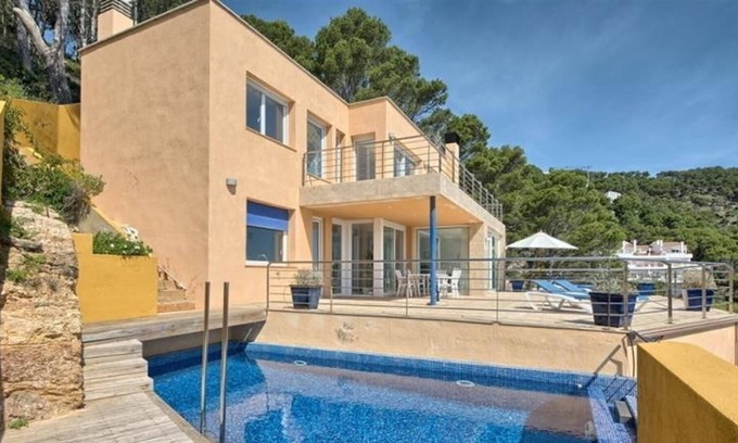 Aiguablava Villa | Villa "Eva con piscina privada" con vistas al mar, piscina y Wi-Fi