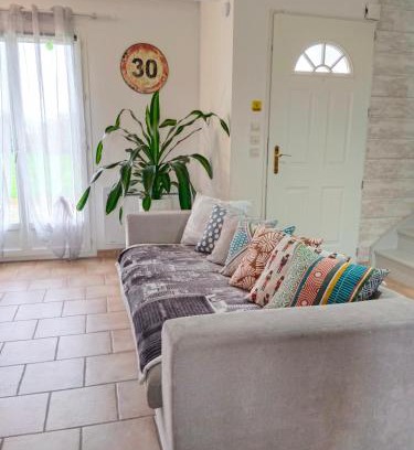 Saint-Antonin-de-Sommaire Villa | villa familiale avec spa et sauna