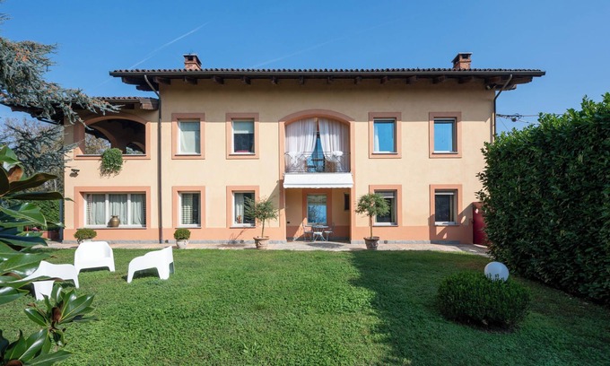 Asti Casa | Villa Felice by Interhome