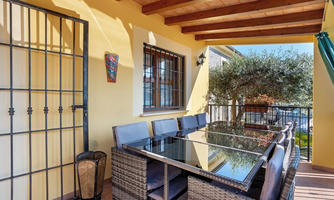 Sarzana Villa | Villa 'Gardenia - Jardín privado' con terraza privada, Wi-Fi y aire acondicionado