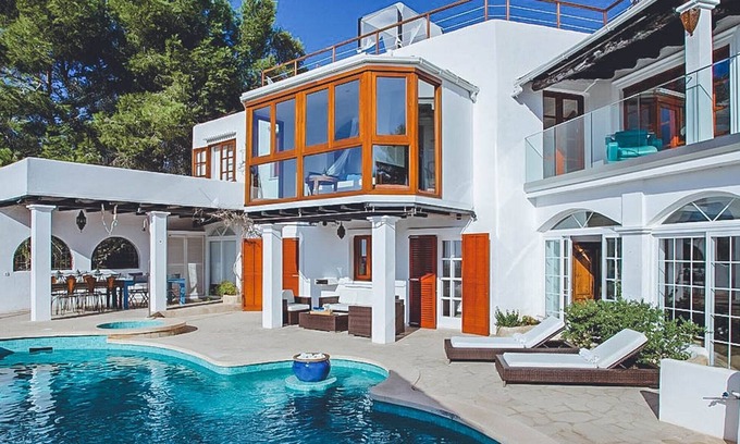 Sant Antoni de Portmany Villa | Villa Georgia - Seis Habitaciones Villa, Capacidad 12