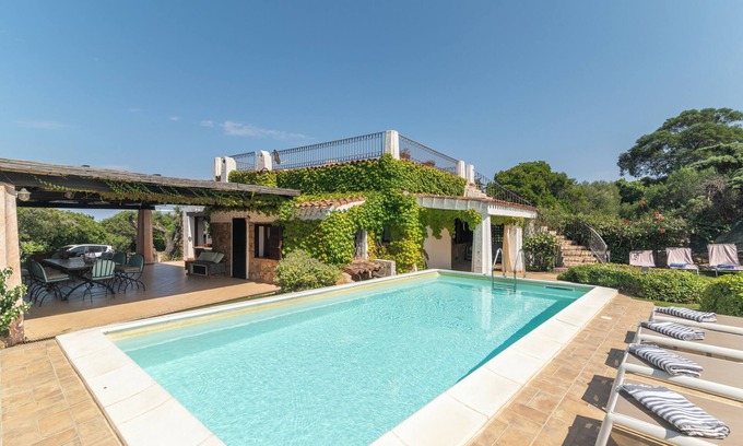 San Teodoro Villa | Villa Ginepro con piscina privada, vistas al mar, 2 terrazas, Wi-Fi y aire acondicionado