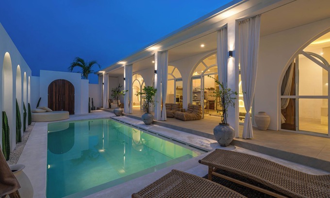 Cemagi Villa | Villa Halle