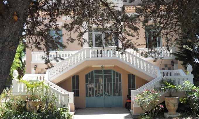 Combas Casa | Villa Hanna chambres et table d'hôtes