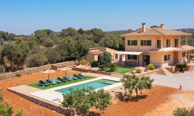 Ses Salines Villa | Villa Hort de Can Rafalet con vistas a la montaña, piscina y Wi-Fi