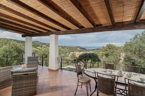 Arzachena Villa | Villa immersa nella Natura con vista Mare