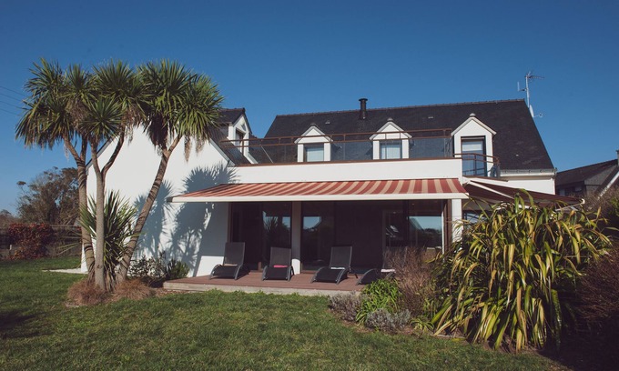 Kerherou Villa | Villa en Moëlan sur Mer, 10-12 p vistas al mar con piscina, Finisterre Sur