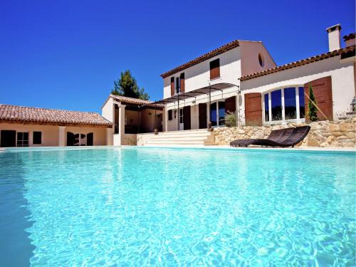 Martres-Tolosane Villa | Villa in Provence with Infinity Pool