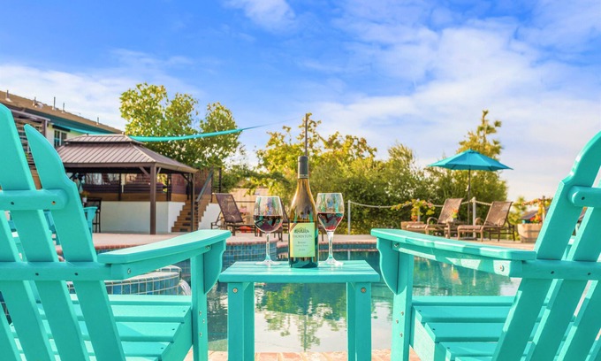 Temecula Hotel | Villa Inn-Adult Only- Temecula Wine Country