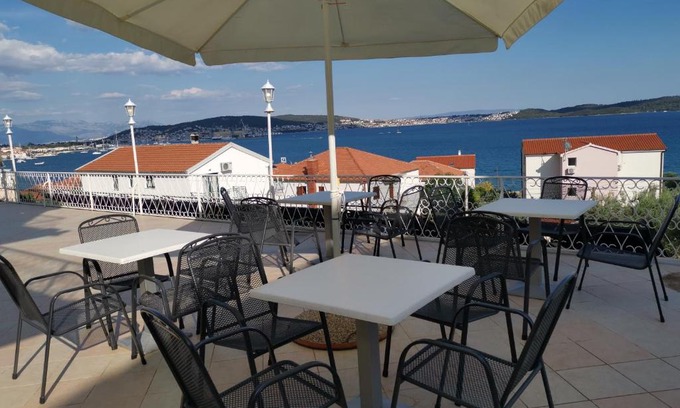 Seget Donji Cama Y Desayuno | Villa Kairos