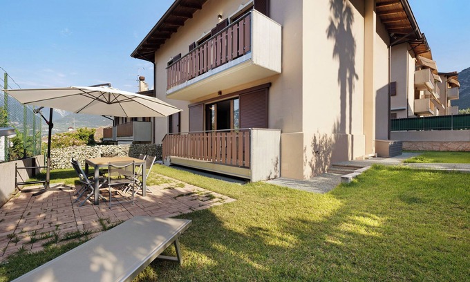 Bolognano-Vignole Villa | Villa 'Katzemburg 9999' con vistas al lago, jardín privado y Wi-Fi