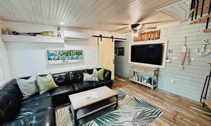 Safety Harbor Villa | Villa Key West - El encanto de Key West se encuentra con el siglo XXI - Downtown Safety Harbor