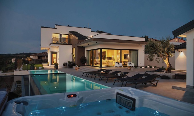 Momjan Villa | Villa Kim Vista Vinea, Momjan, Croatia