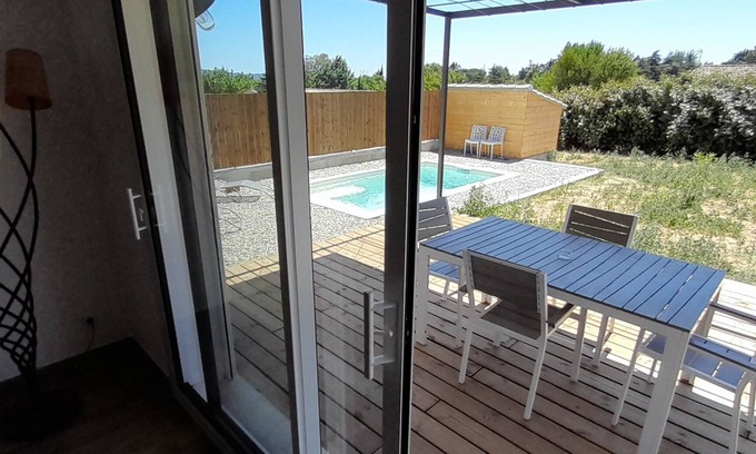 Pont-Saint-Esprit Casa | Villa la Câlebelle with swimming pool and wooden terrace near the Ardèche.
