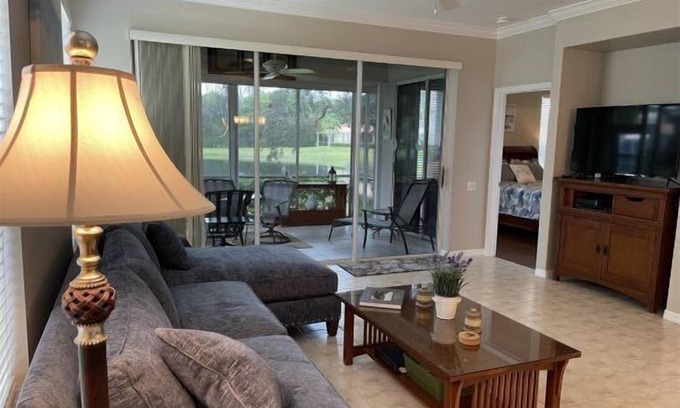 Biggar Villa | Villa La Isla at Lexington CC Lake Village