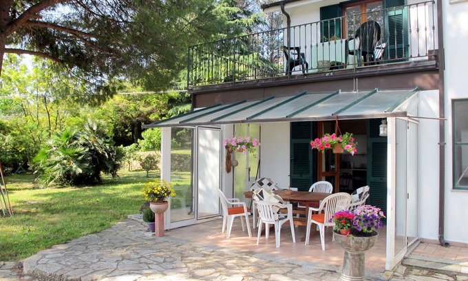 Torrazza Casa | Villa La Vigna (TAZ175) by Interhome