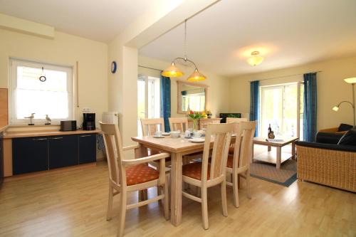 Ostseebad Kuhlungsborn Apartamento | Villa Laura Cottage Fewo 104