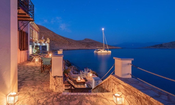 Halki Apartamento | Villa Leleka