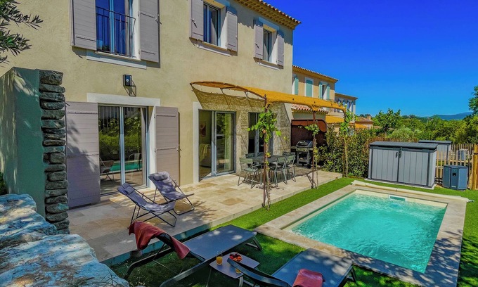 Goult Villa | Villa Lisette, a 3-star villa in the heart of Goult and Provence