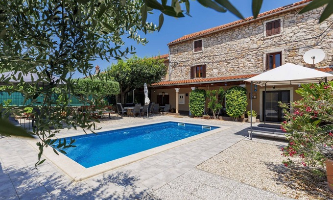 Radini Casa | Villa Lucky by Interhome