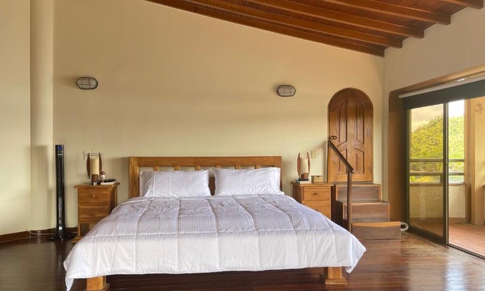 El Penol Chalet De Esquí | Villa luisa