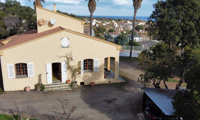 Santa-Lucia-di-Moriani Villa | Villa Marie Ange, 6 Personnes Entre Mer et Montagne