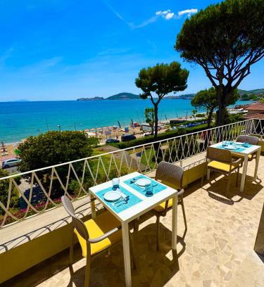 Formia Cama Y Desayuno | Villa Magnolia