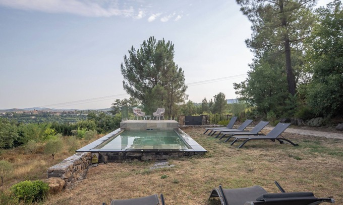 Ucel Villa | Villa 'Maison Contemporaine Céleste' con vistas a las montañas, piscina privada y Wi-Fi