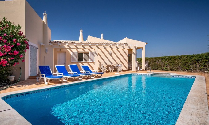 Alfarrobeira Chalet De Esquí | Villa Maren, barrio tranquilo, piscina privata