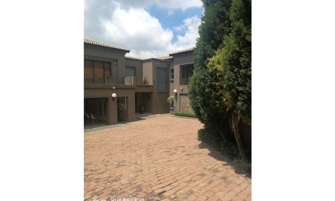 Greater Johannesburg Metropolitan Area Cabaña | Villa Medellin cottage