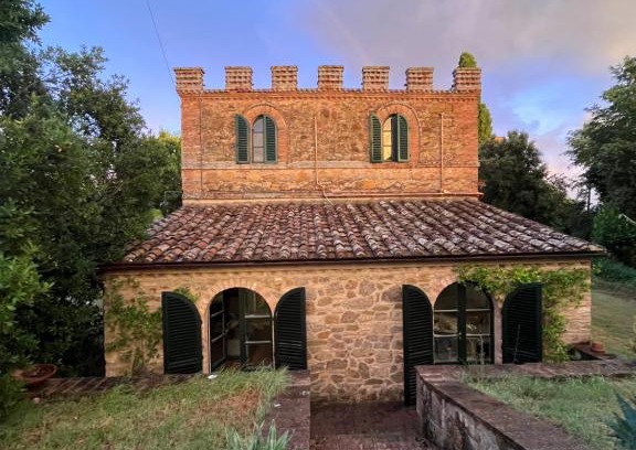 Montalcino Villa | villa montalcino palazzina castelverdelli