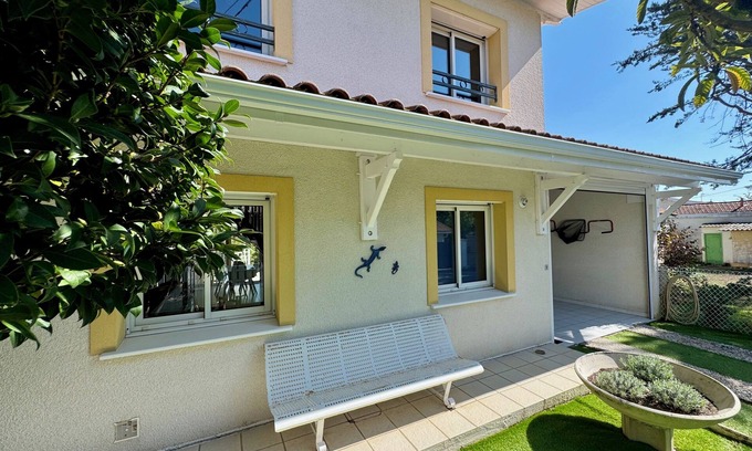 Taussat Villa | Cuenca de villa monzie