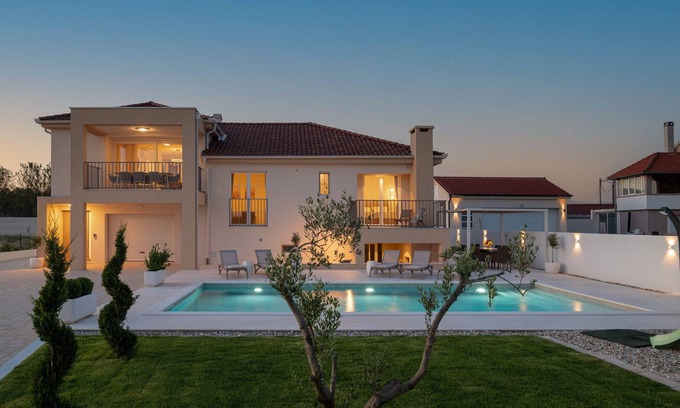 Policnik Villa | Villa Morus ZadarVillas